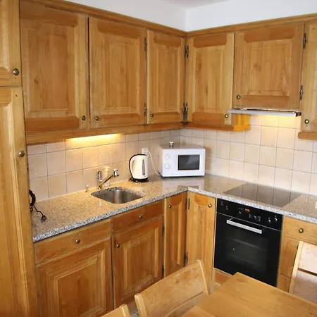 Welcoming With Views Apartment